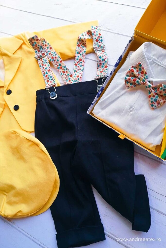 1243-costum-botez-rares-galben-cu-bleumarin-3
