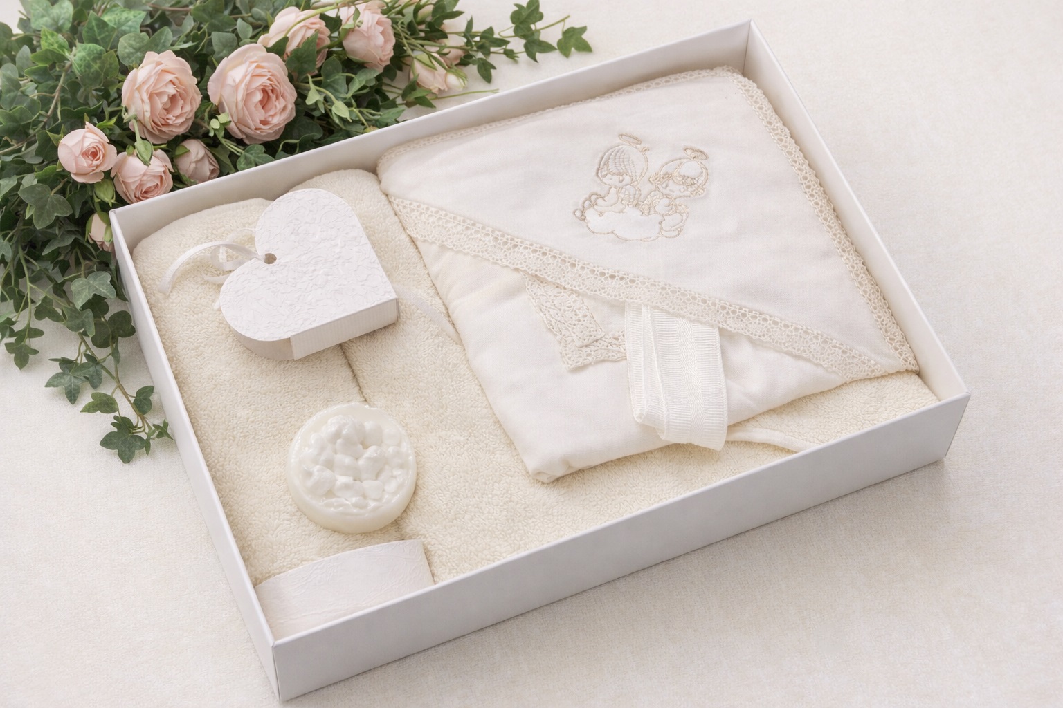 Trusou botez 8 piese IVORY BRODERIE
