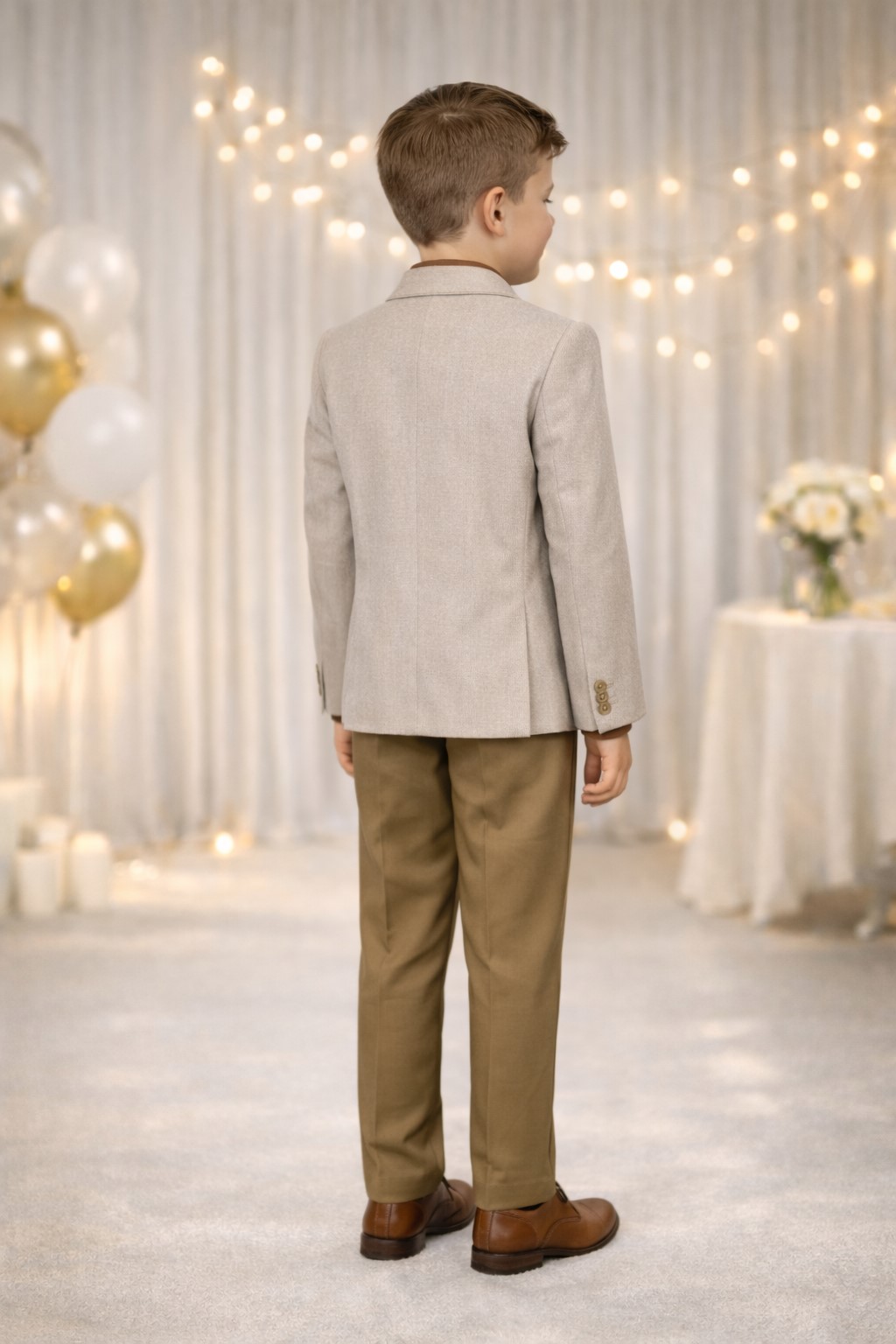 costum elegant baieti bej s