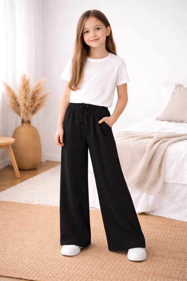 Pantaloni negri fete evazati RAISA