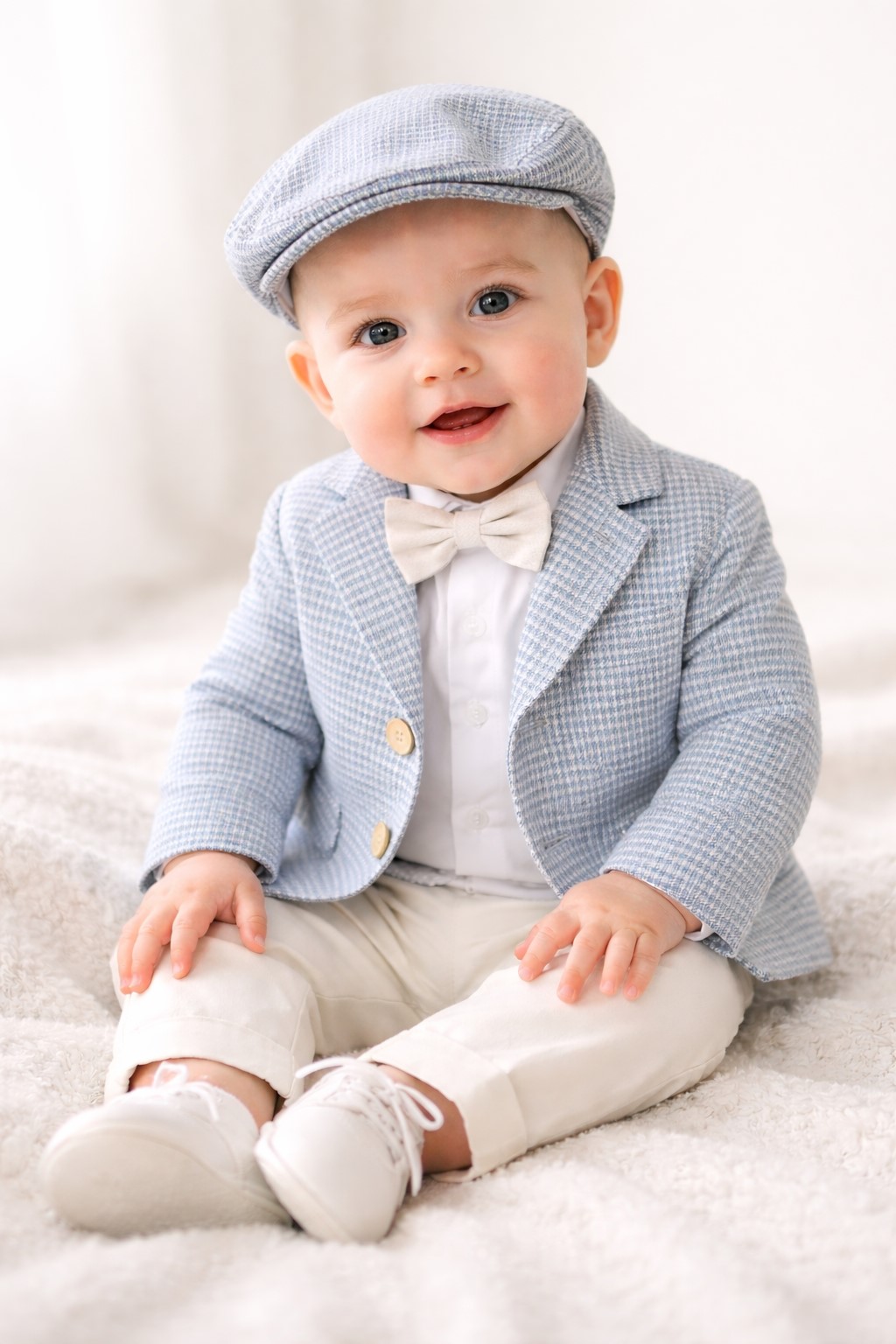 costum botez baieti Matei