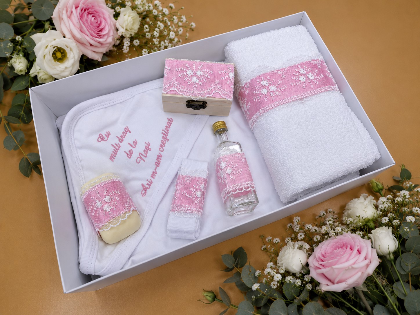 trusou botez fete roz